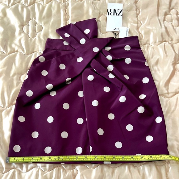 Zara Purple and White Polka Dots Miniskirt with Bow Embellishment - Picture 4 of 11
